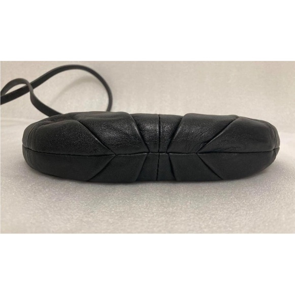 Coach crossbody EUC Bag - Picture 6 of 14